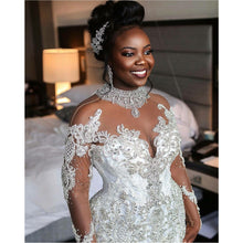 Load image into Gallery viewer, LAURA